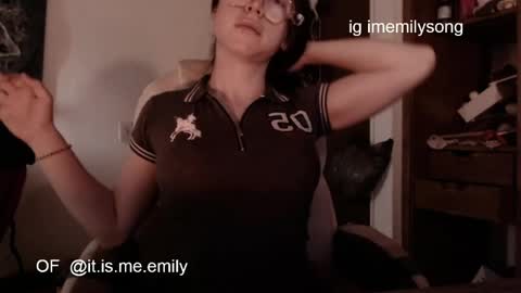 emily_pearl_ online show from 04.10.26
