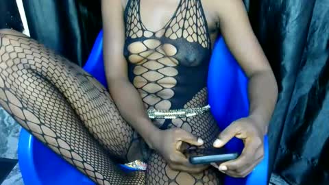 emily_pussy19 online show from 05.21.26