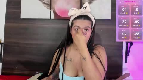 Snapshot of emily_rivera78 chatting on 10.06.25 Emily online show from 10.06.25