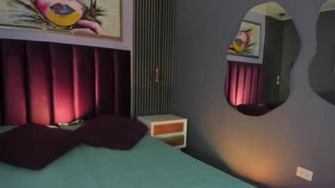 Emily  online show from 02.10.25