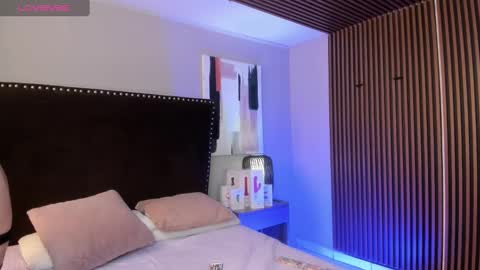 Emily  online show from 02.23.25