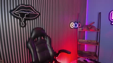 Emily  online show from 03.08.25