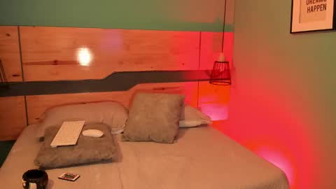 Emily  online show from 09.17.25