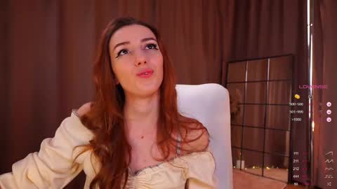 Snapshot of emily_w0w_ chatting on 02.18.25 Lia online show from 02.18.25