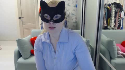 Emily online show from 04.02.26