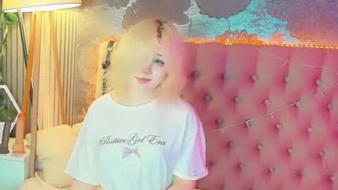 Snapshot of emilyangels chatting on 07.19.26 Baby Emelli online show from 07.19.26