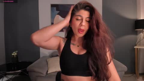 Emily Armstrong online show from 01.20.25