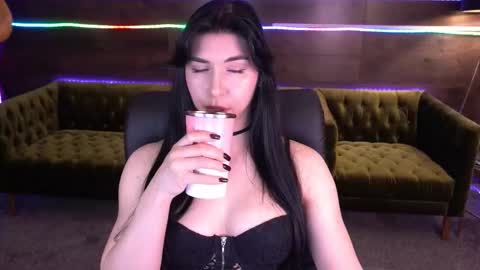 Emy online show from 09.26.25