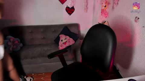 Snapshot of emilycollei chatting on 04.02.26 Emily online show from 04.02.26