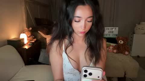 emilyfawn online show from 05.17.26