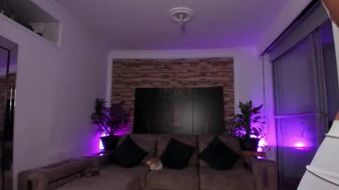 Snapshot of emilyfitness8 chatting on 10.31.25 emily online show from 10.31.25