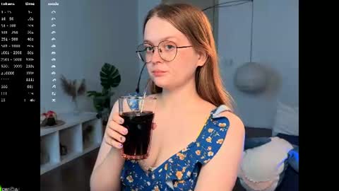 Snapshot of emilyforelsket chatting on 07.17.26 Emily online show from 07.17.26