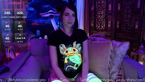 emilygrey_ online show from 01.19.25