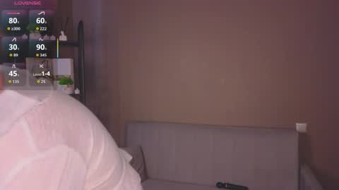 Snapshot of emilyhalden chatting on 02.24.26 Emi online show from 02.24.26