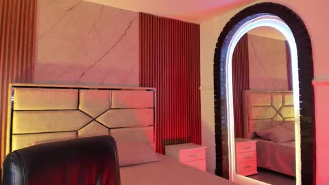 Emily Hendrix online show from 01.31.26