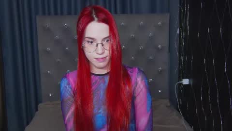 EmilyKents online show from 10.08.25