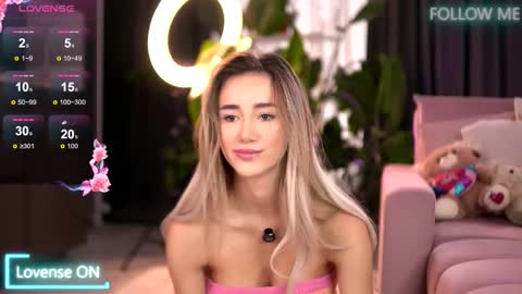 Emily online show from 09.27.25