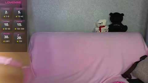 Emily Robbie online show from 02.14.25