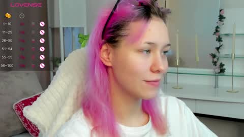 Snapshot of emilytrase chatting on 05.31.26 Betty online show from 05.31.26