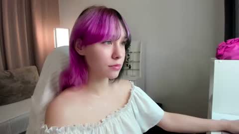 Snapshot of emilytrase chatting on 07.06.26 Betty online show from 07.06.26