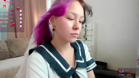 Snapshot of emilytrase chatting on 07.07.26 Betty online show from 07.07.26