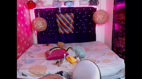 Emily online show from 01.28.25