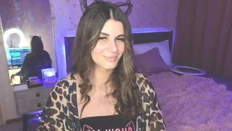 Emily online show from 12.12.24