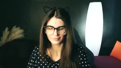 Emily online show from 02.10.25