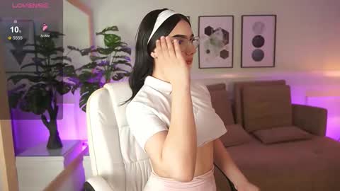 Emily Turner  online show from 02.27.26