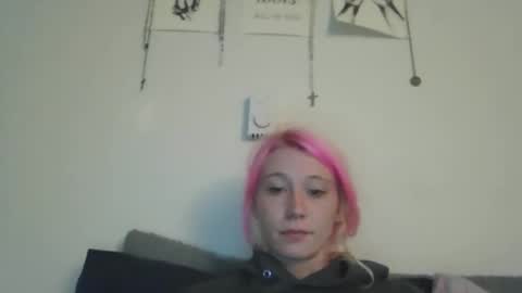 Snapshot of emilywarren296 chatting on 10.29.25 emilywarren296 online show from 10.29.25