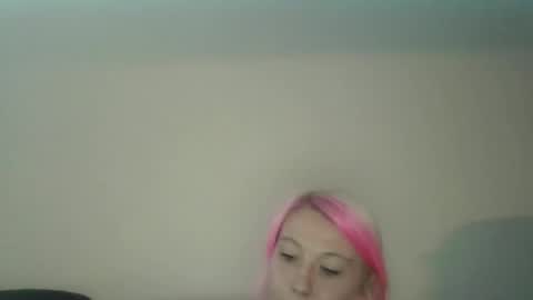 Snapshot of emilywarren296 chatting on 10.30.25 emilywarren296 online show from 10.30.25