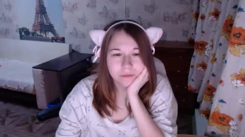 Snapshot of emilyway chatting on 12.16.24 emilyway online show from 12.16.24