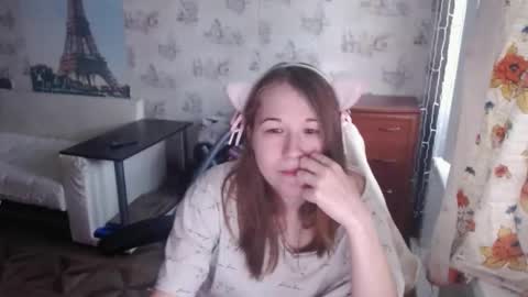 Snapshot of emilyway chatting on 02.28.25 emilyway online show from 02.28.25