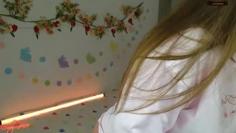 Emily online show from 04.06.26