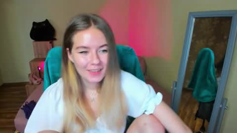 Snapshot of emilyy____ chatting on 01.31.25 Emily online show from 01.31.25