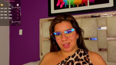 emilyy_cooperr online show from 04.01.26