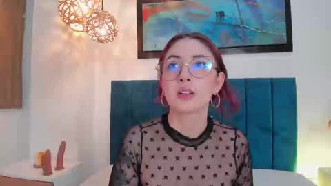Emilyy Watson online show from 09.26.25