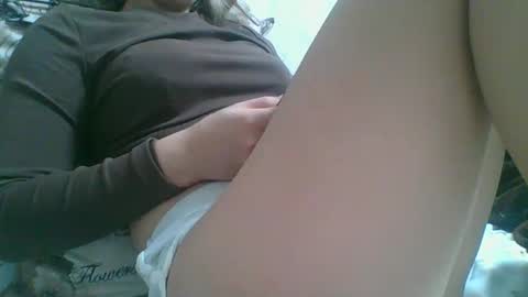 emma_991 online show from 10.22.25