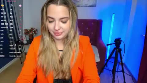 Snapshot of emma__rosss chatting on 06.22.26 emma__rosss online show from 06.22.26