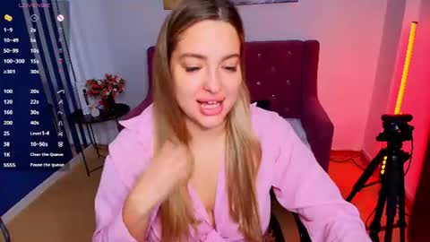 Snapshot of emma__rosss chatting on 07.19.26 emma__rosss online show from 07.19.26