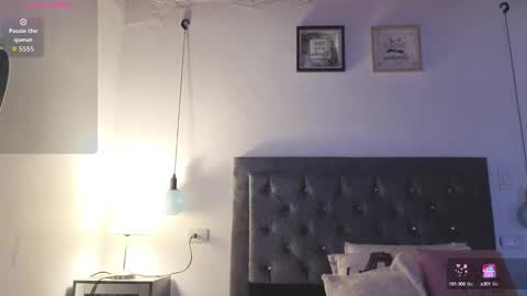 Snapshot of emma_blake__ chatting on 09.25.25 Emma online show from 09.25.25