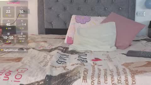 Snapshot of emma_blake__ chatting on 11.05.25 Emma online show from 11.05.25