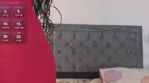 Snapshot of emma_blake__ chatting on 11.18.25 Emma online show from 11.18.25