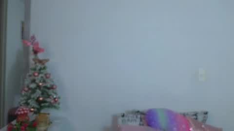 Snapshot of emma_blue_ chatting on 12.19.24 Emma Blue modelo independiente online show from 12.19.24