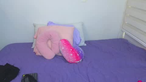 Snapshot of emma_blue_ chatting on 01.26.25 Emma Blue modelo independiente online show from 01.26.25