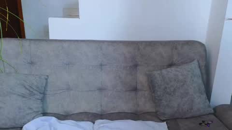 Snapshot of emma_blue_ chatting on 03.07.25 Emma Blue modelo independiente online show from 03.07.25