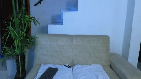 Snapshot of emma_blue_ chatting on 03.03.26 Emma Blue modelo independiente online show from 03.03.26