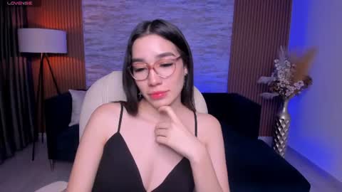 emma_caarter online show from 06.12.26