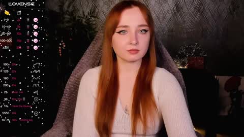 Snapshot of emma_chery chatting on 12.18.24 Emma online show from 12.18.24