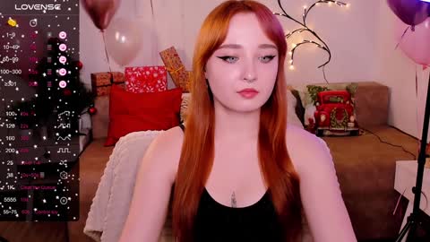 Snapshot of emma_chery chatting on 12.20.24 Emma online show from 12.20.24